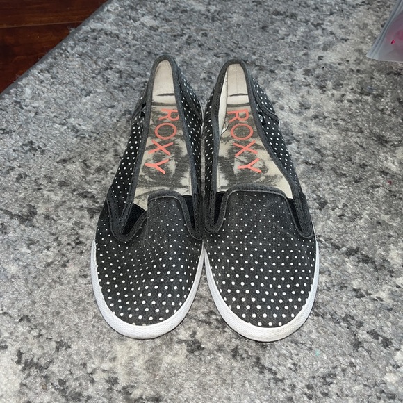 Roxy Flats- barely worn. Size 8.5 - Picture 2 of 3